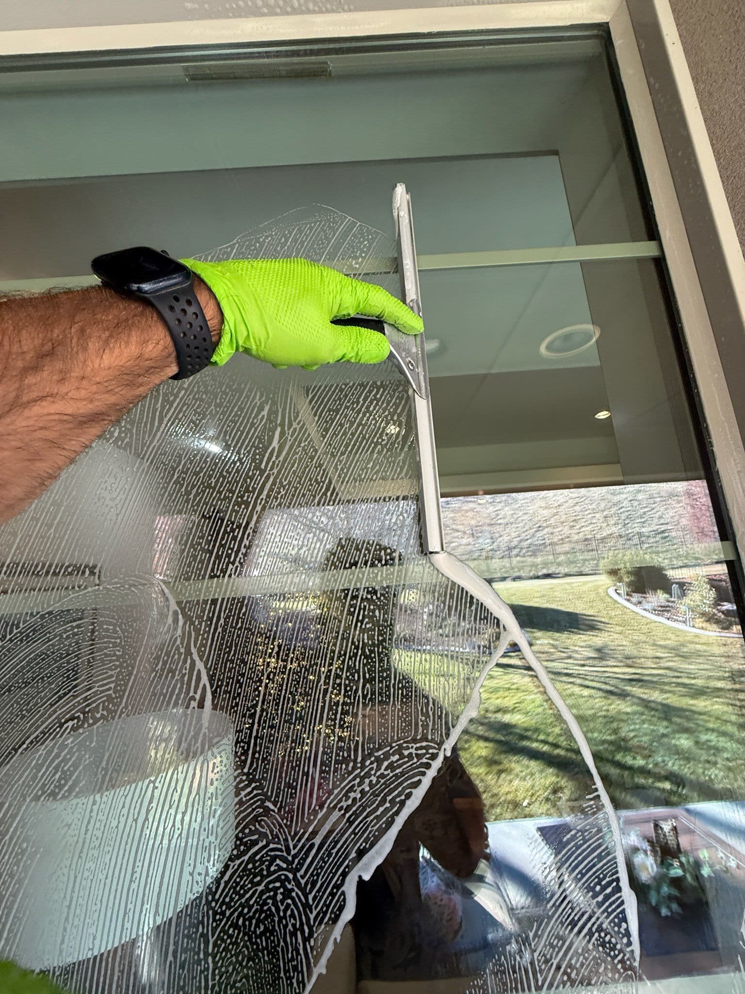 Project Spotless Windows for the Holidays image